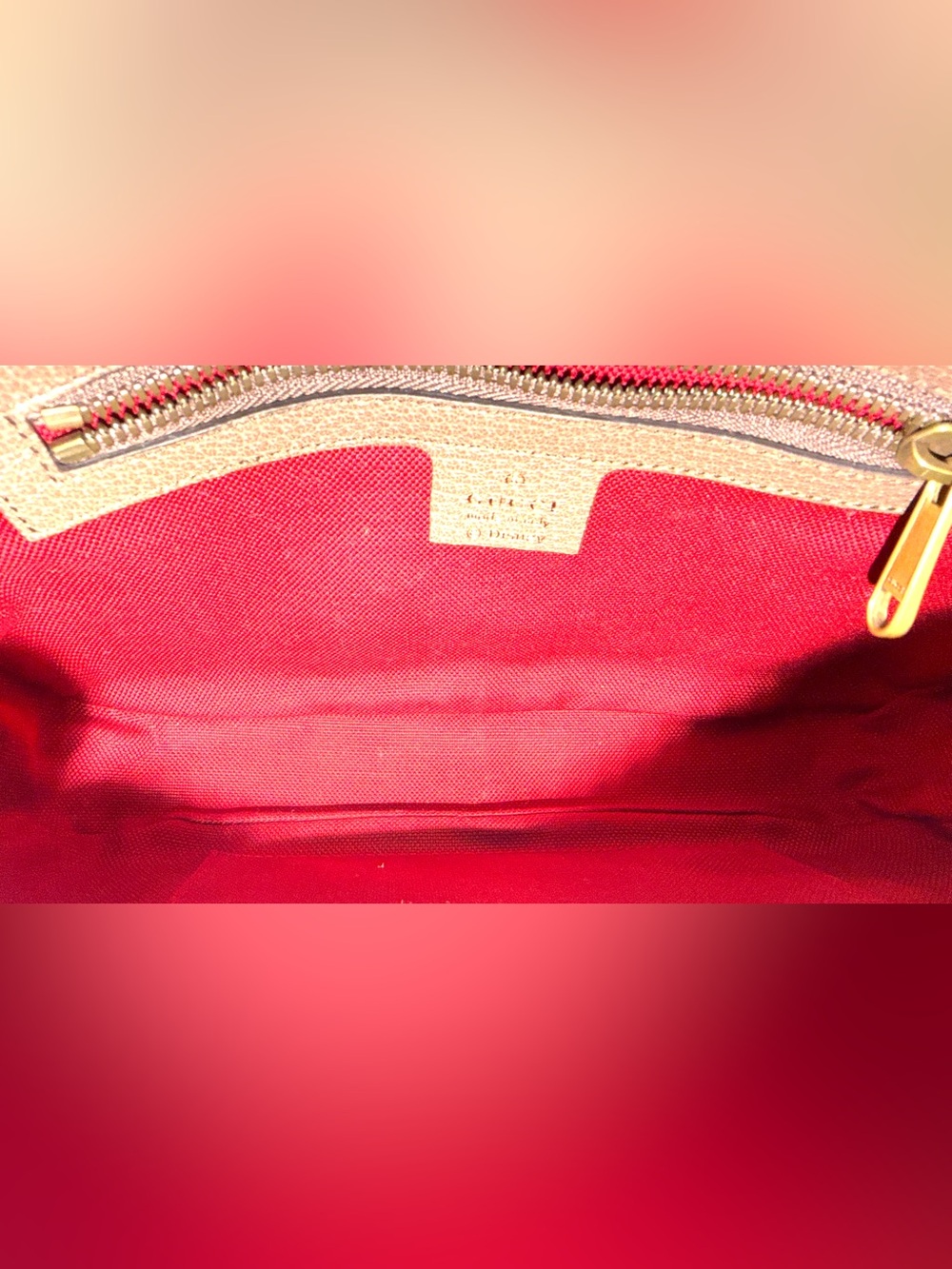 Gucci X Disney Donald Duck Belt Bag - Picture 8 of 15